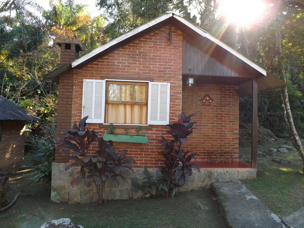 Pousada Quintal Das Pedras Penedo  Quarto foto