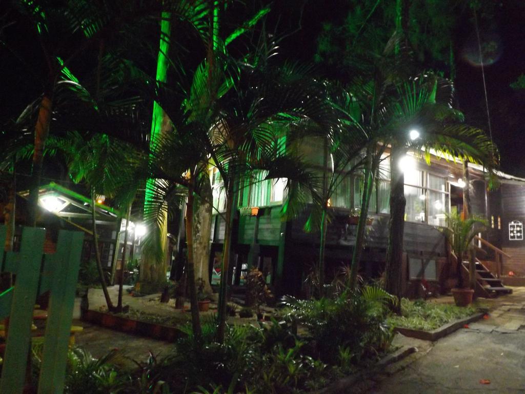 Pousada Quintal Das Pedras Penedo  Exterior foto